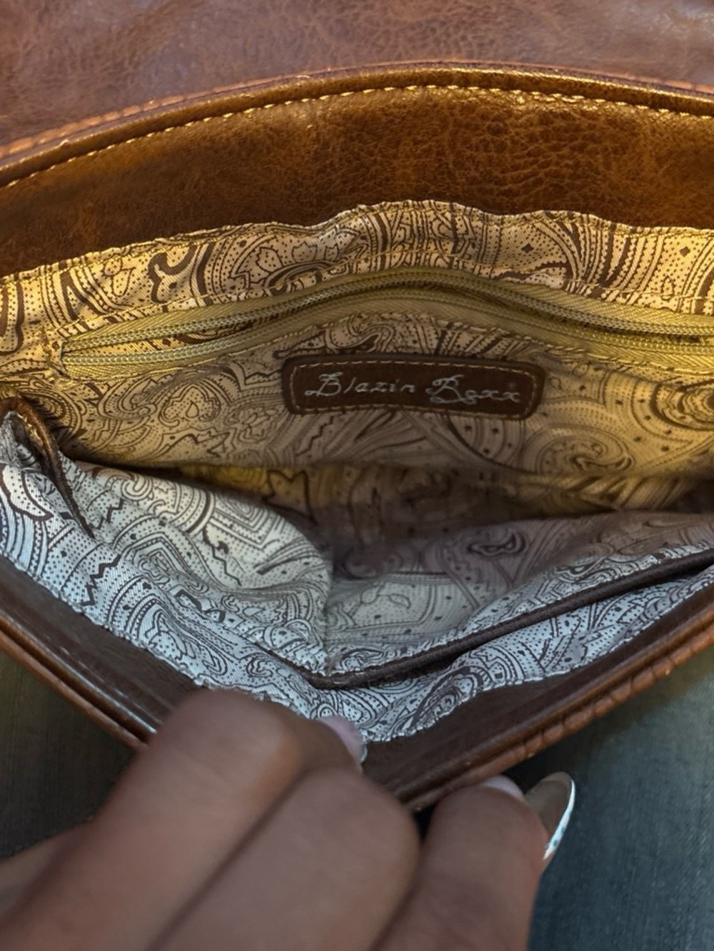 Blazin Roxx Tan Leather Organizer Wallet with Patterned Lining